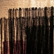牛島光太郎の作品『scene』。文字を刺繍した物語性の強い作品。